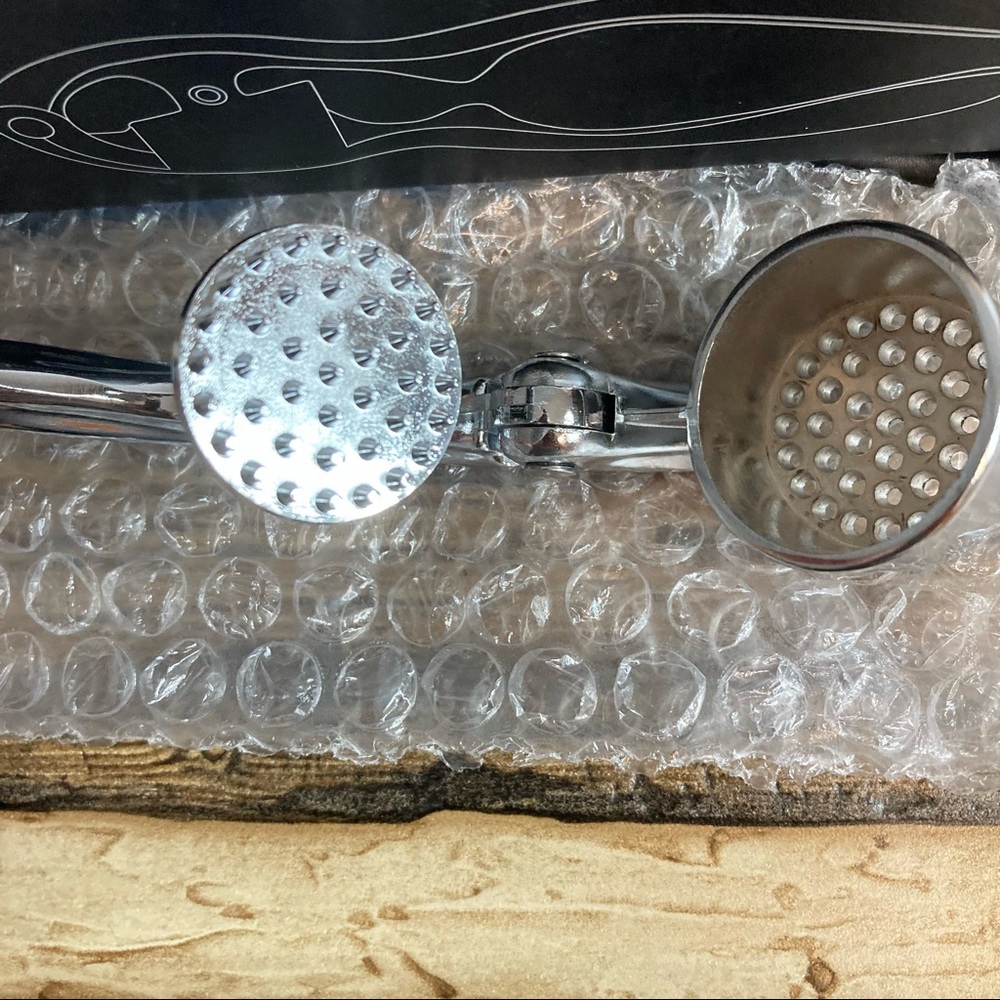 Garlic press🧄🧄 - Picture 4 of 4